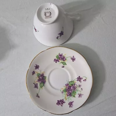 Collingwoods England Bone China Floral Demitasse Cup And Saucer Set Gold Vintage • $19.08