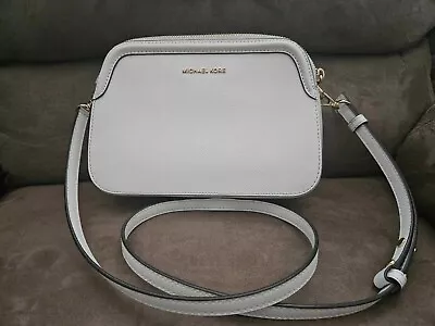 Michael Kors Large Houston Crossgrain Leather Crossbody Bag White 32T9GO9C9L • $64.99