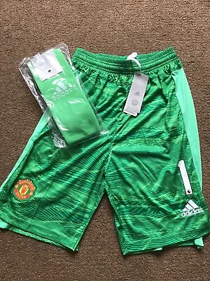 Manchester United Goalie Shorts & Socks Size L (NWT) • £25