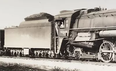 Wabash Railroad CNW WAB #2816 4-8-2 Locomotive Train Photo Gary IN 1940 • $14.99