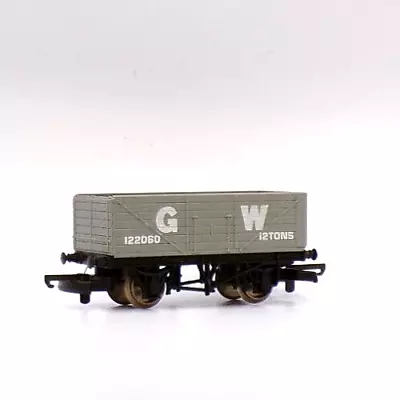 00 Gauge Lima 12 Ton GW Wagon • £5.49