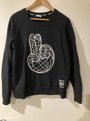 $70 • Buy Kenzo Paris Black Sweatshirt 