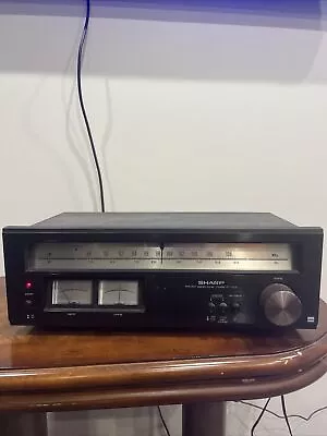 Vintage Sharp FM/AM Stereo Tuner Model ST-1122 Powers On And Picks Up Radio • $54.95