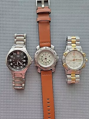 Lot Of Men's Victorinox Swiss Army Titanium Quartz Watches For Parts Or Repair! • $12.99