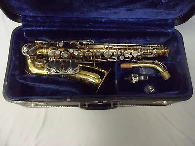 Vintage Bordeaux Stencil Alto Saxophone + Case • $149.99