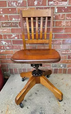 Vintage Oak Chair Bankers Office Desk Rolling Adjusts Milwaukee Chair Co. 1914 • $249.99