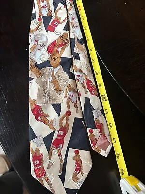 VTG Bugatchi Uomo For Michael Jordan 100% Silk Tie • $15