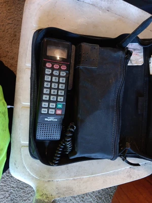 $25 • Buy Vintage Cellular One Motorola Car Bag Mobile Phone With Carry Bag SCN2500A