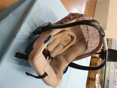 £75 • Buy Mothercare Xpedior Limited Edition Giraffe Travel System Pram And Accessories
