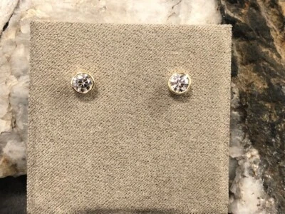 £1070 • Buy Clogau Yellow & Rose Gold Celebration Fairtrade Lab Grown Diamond Stud Earrings