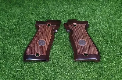 Beretta 84F Wood Grain Pistol Grips Checkered W/ Medallion - JG84FW • $43.98