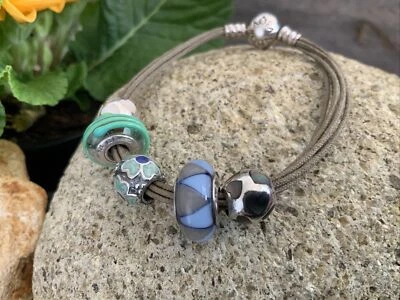 $115 • Buy Genuine 925 PANDORA 18cm Bracelet With 5 Genuine PANDORA Charms