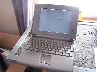 Apple Macintosh PowerBook 520 Model M4880 Working • $283.10