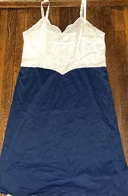 Vtg 1960s Vanity Fair Full Slip Cream Lace Bodice & Navy Skirt Sz 42T (XL) • $25