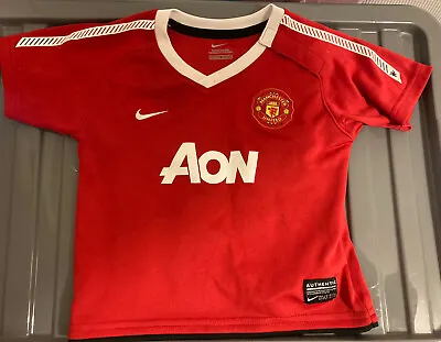 Manchester United 2010-11 Nike Home Kit (12-18 Months) • $9.96