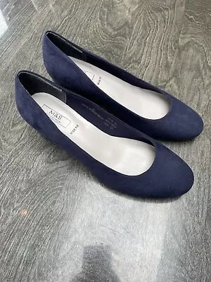 Ladies M&S Marks And Spencer Wide Fit Navy Blue Court Shoes Size 8 Wide VGC • £4.99