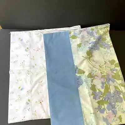 Two Vintage Floral Pillowcases Standard Blue White • $18