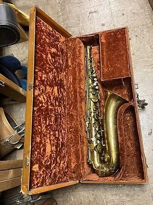 Buescher Aristrocrat Big B 156 True Tone Tenor Saxophone • $2175