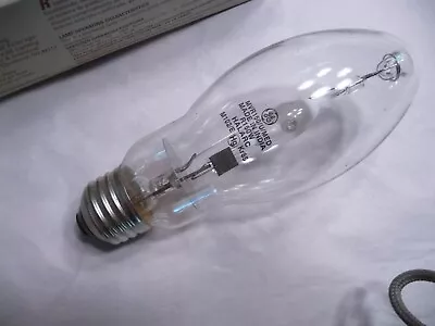 GE Multi-Vapor Lamp  Metal Halide      MVR150/U/MED      New • $14.99