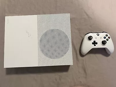 Xbox One S Console White 1TB + 11 Games + Xbox Controller + Razer Controller • $220