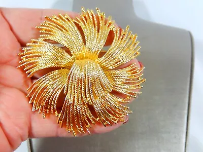 Vintage Monet Cordelia Space Age Fireworks  Textured Gold Tone Lg Brooch Minty • $35