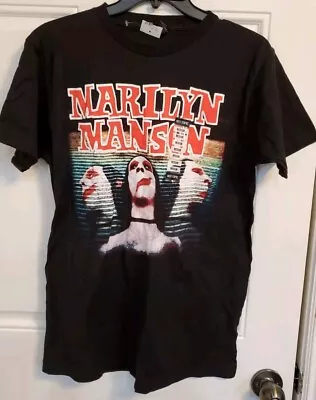 Marilyn Manson Black T Shirt Hot Topic - MEDIUM - Sweet Dreams Are Made Of This • $22.95