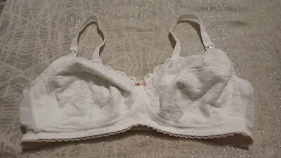 £9.50 • Buy Marks And Spencer Non-wired And Unpadded Bra, UK Size 40D, Good Condition 