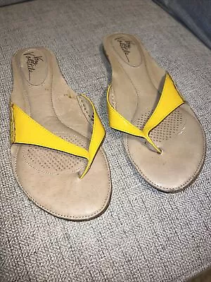 Women’s Volatile Yellow Sandals • $5