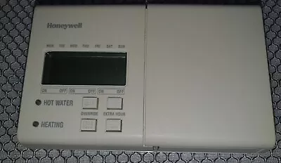 Honeywell ST6400C Twin Channel 7 Or 5/2 Day Electronic Programmer  • £60