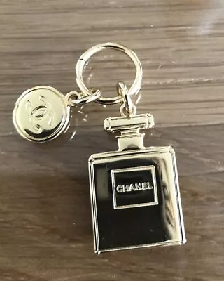 Chanel Gold Charm • £13