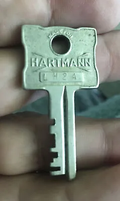 Vintage Yale Hartmann Key # LH2A Trunk Steamer Luggage Chest Brief Case • $12.99