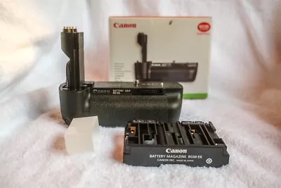 Canon BG-E6 Battery Grip For 5D Mark II With BGM-E6 Magazine And A LP-E6 Battery • £15
