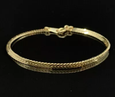 Vintage Gold Tone Herringbone Link Girls Womens Bracelet • $2.99