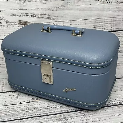 Vintage Aero Pak Train Case W/ Keys Blue Overnight Makeup Hardshell Luggage USA • $44.99