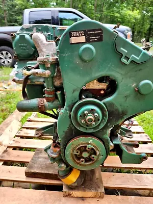 Volvo Penta MD22-L  50 HP Marine Diesel Engine With Transmission • $3950