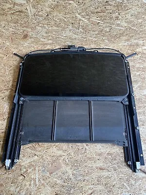 Volvo S60 Sunroof Assembly 9483102 • $49