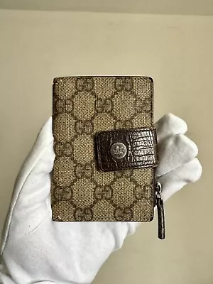 Gucci GG Monogram Key Holder Bifold Button Clasp Wallet • $100