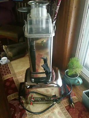 VITAMIX 3600 Plus VITA-MIX HEAVY DUTY BLENDER VARIABLE & REVERSE SPEED NICE! • $125