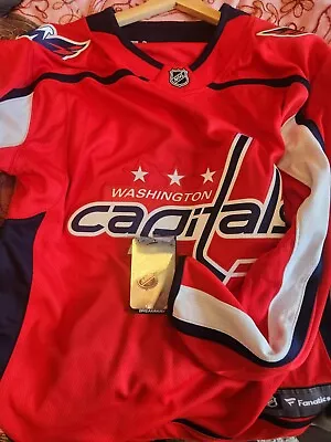 NWT Washington Capitals NHL Hockey Jersey Size L  • $65