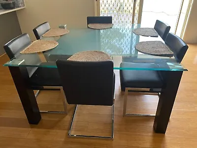 $550 • Buy Black Square Dining Tables With Chairs In Excellent Condition