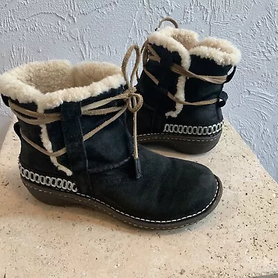 UGG Australia Cove Black Leather Suede Sheepskin Winter Boots 5178 Womens Size 7 • $31.19