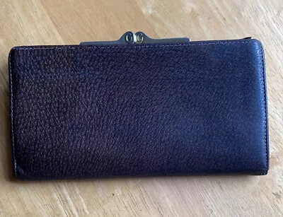 $400 • Buy Rare Vintage Gucci Trifold Wallet
