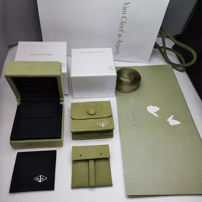 Van Cleef & Arpels Authentic Jewelry Earrings Green Suede Box Case Porch Shopper • $108.98