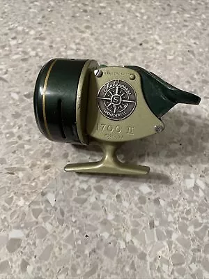 Vintage Shakespeare Wondereel 1700 II Model DJ Fishing Reel New Old Stock • $16.99