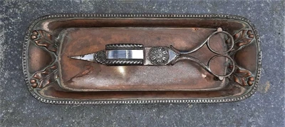 £73.99 • Buy 18th C Sheffield Silver Plate Candle Snuffer & Tray With Raised Ancanthus Leaves