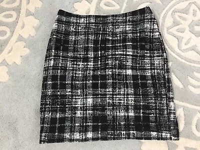 Ann Taylor Mod Plaid Straight Pencil Skirt Black White 0 Petite Excellent • $30.55