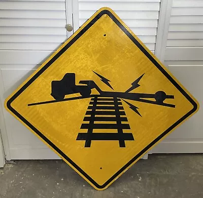 Retired Railroad Crossing Low Clearance Reflective Metal Sign 30”x30” • $89