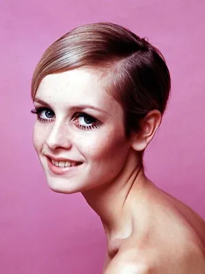 £4.94 • Buy Twiggy Beautiful Fashion Icon 1960’s English Model Actress Singer A4 Poster