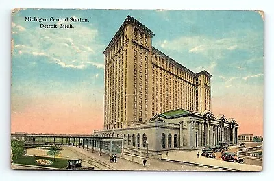Michigan Central Station Detroit Michigan Vintage Postcard • $5