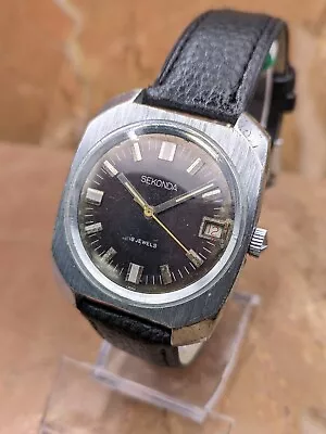 Vintage Watch Sekonda Vostok 2234 Mechanical USSR Wristwatch • $58.50